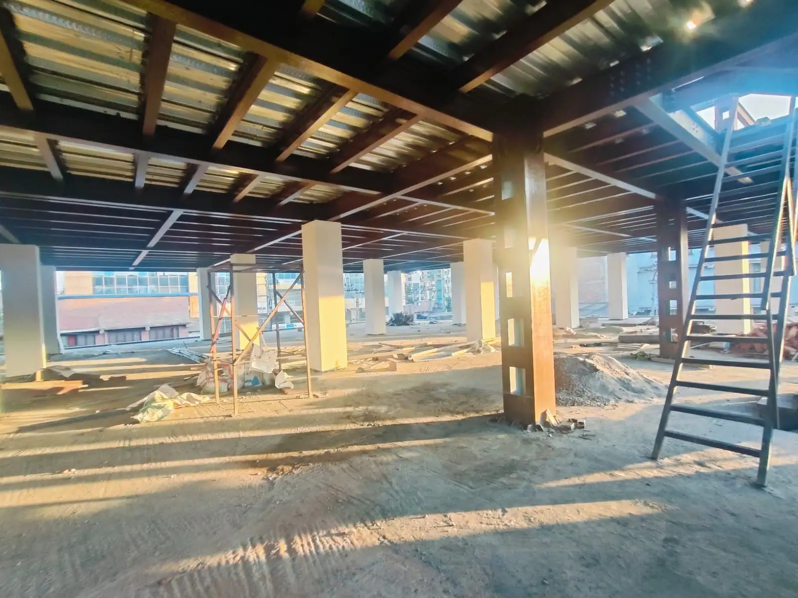 Commercial Space on Rent Image 4