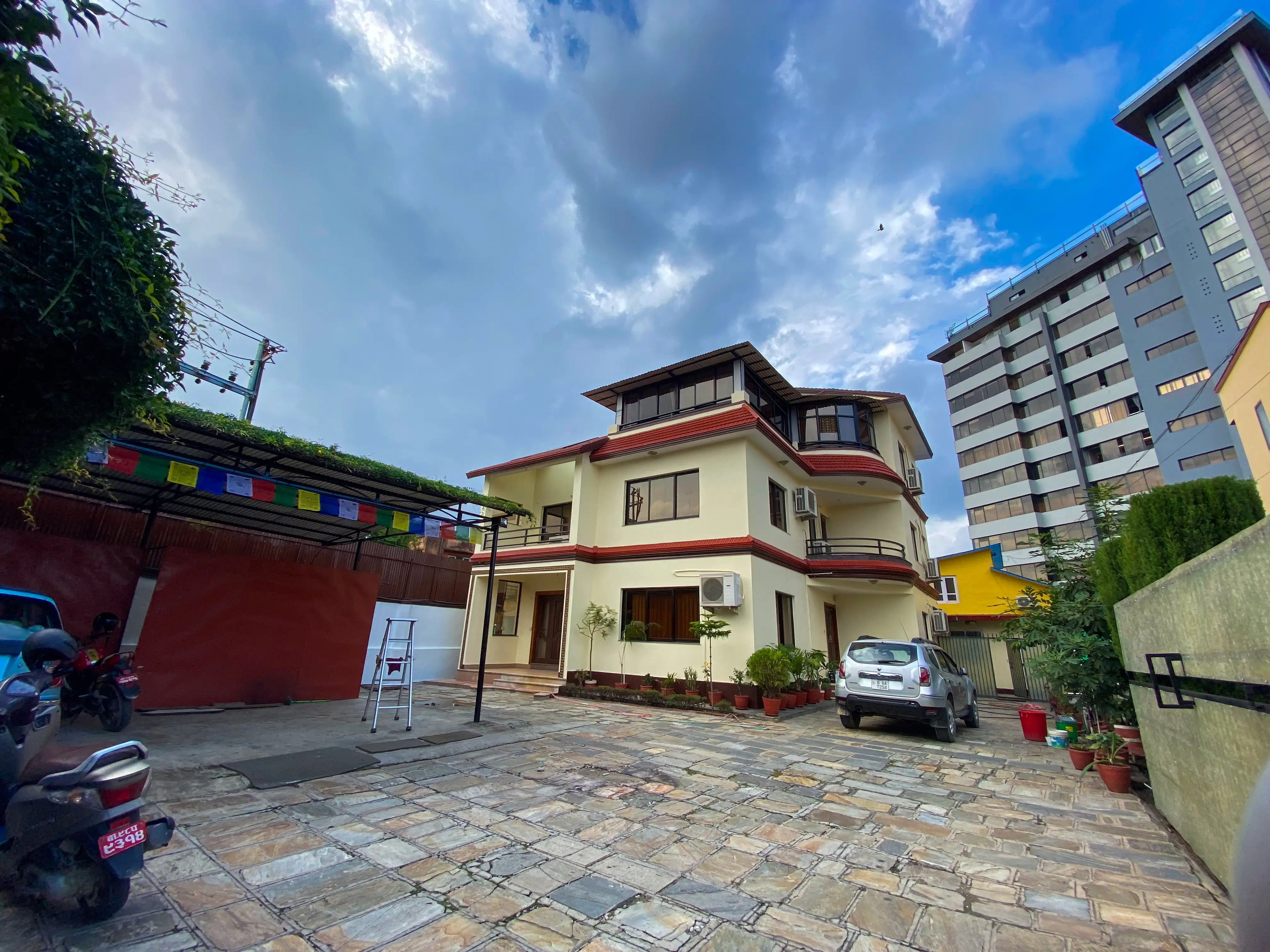 Residential House On Rent Thumbnail