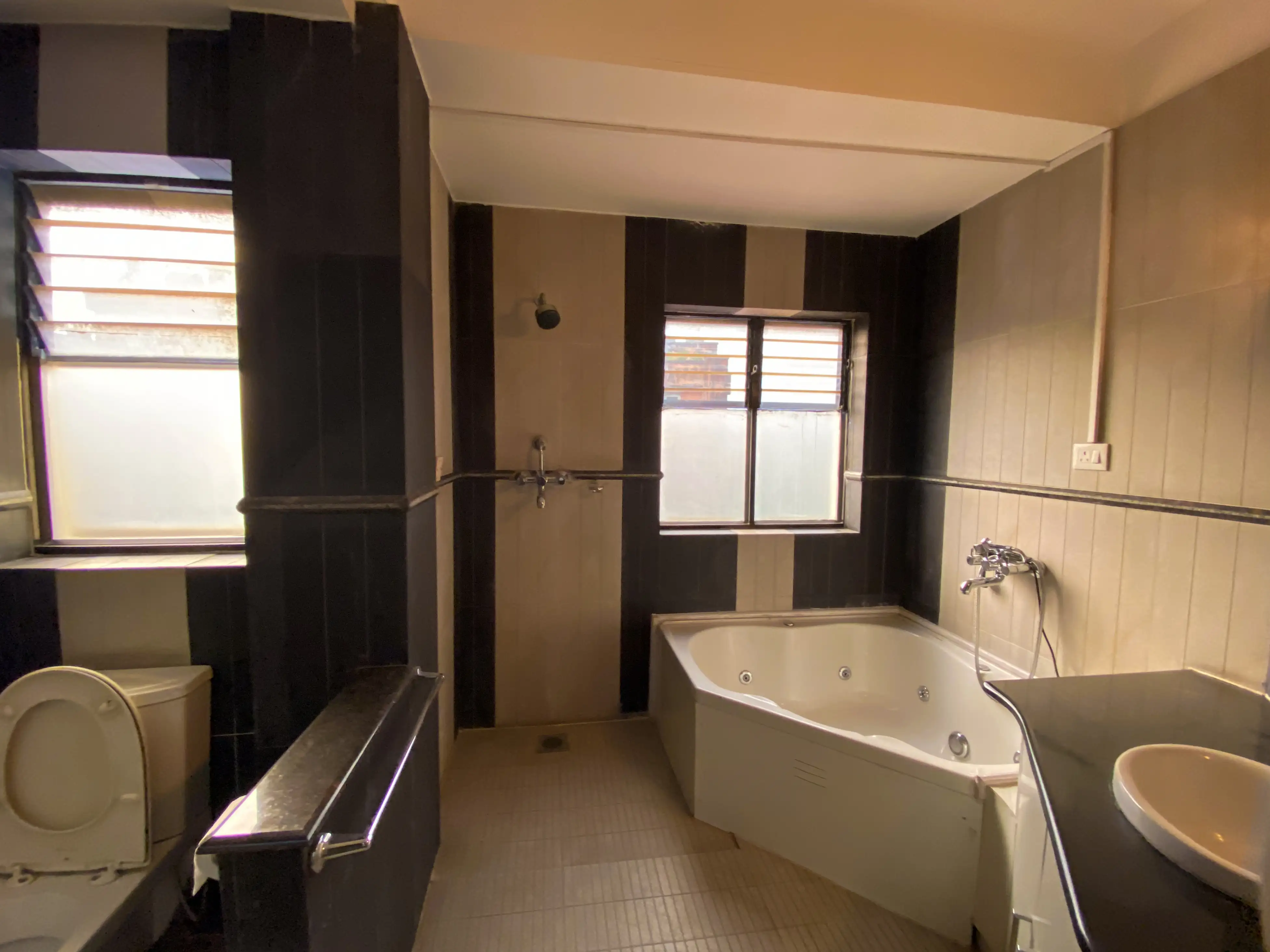 Residential House On Rent Image 1