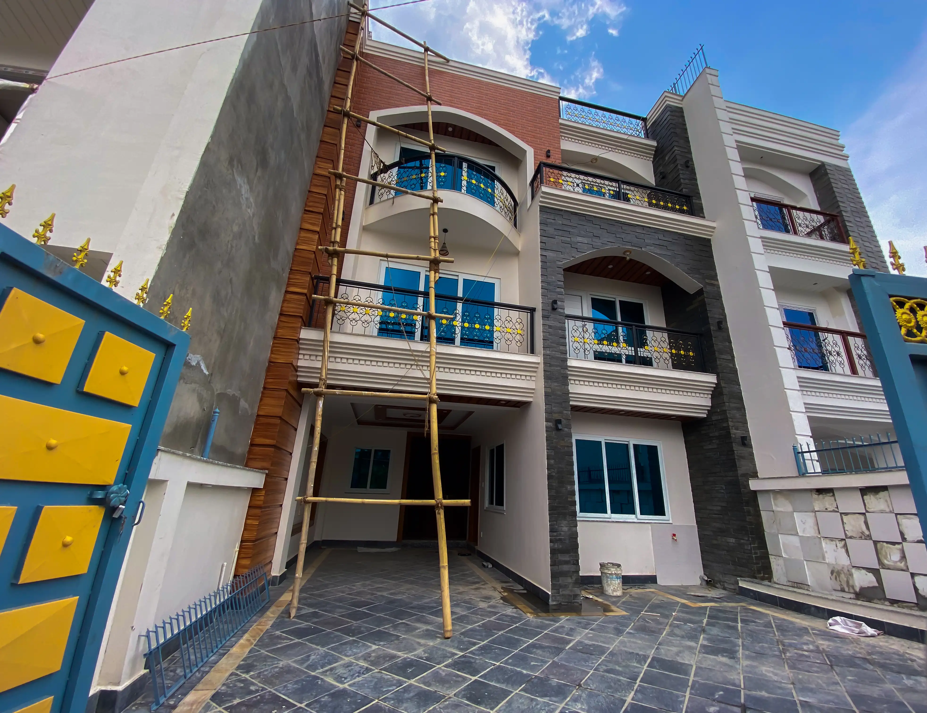 Residential House On Sale Thumbnail
