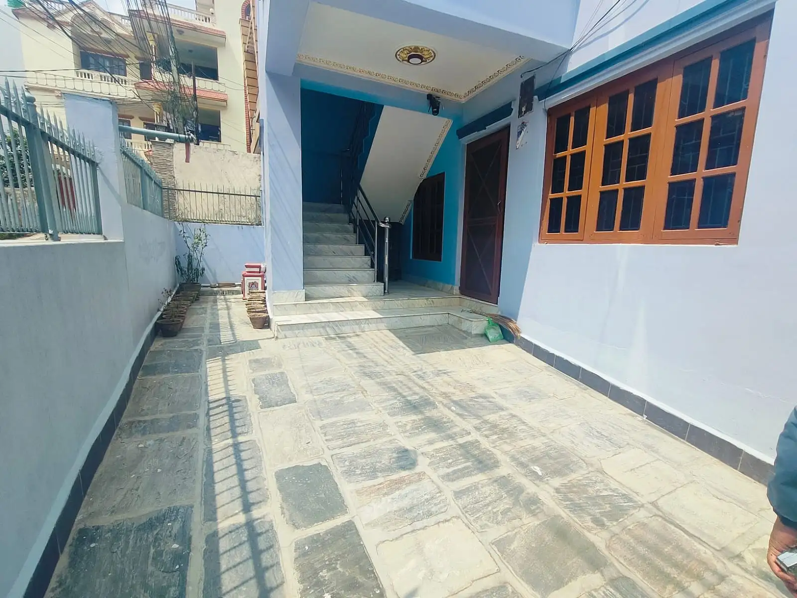Residential house Image 7