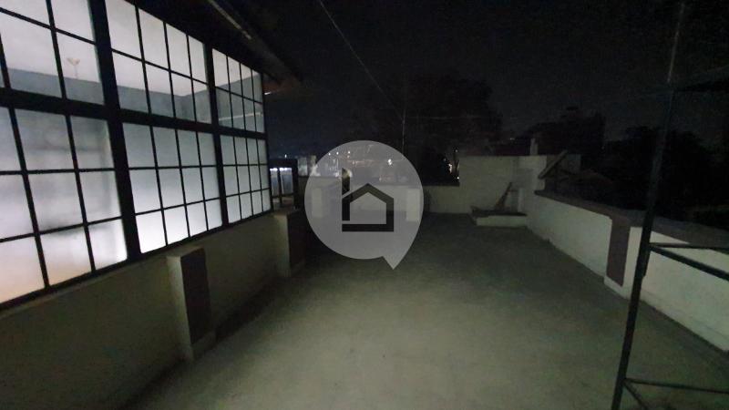 House for rent in prime location (near Satdobato, in front of Ring Road) : House for Rent in Mahalaxmisthan, Lalitpur Image 32