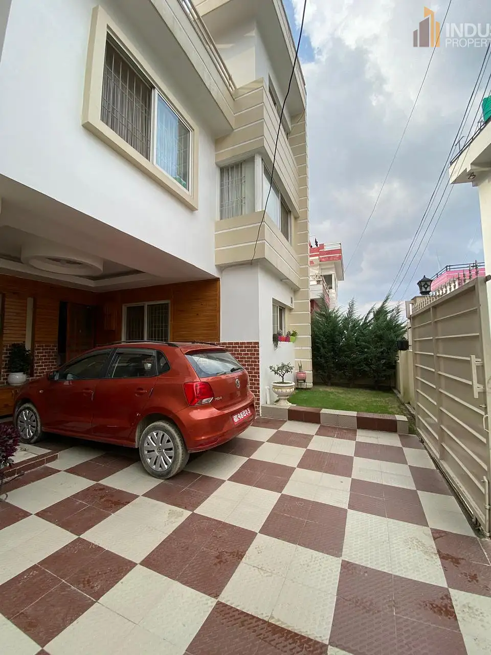 Residential House On Sale Image 7