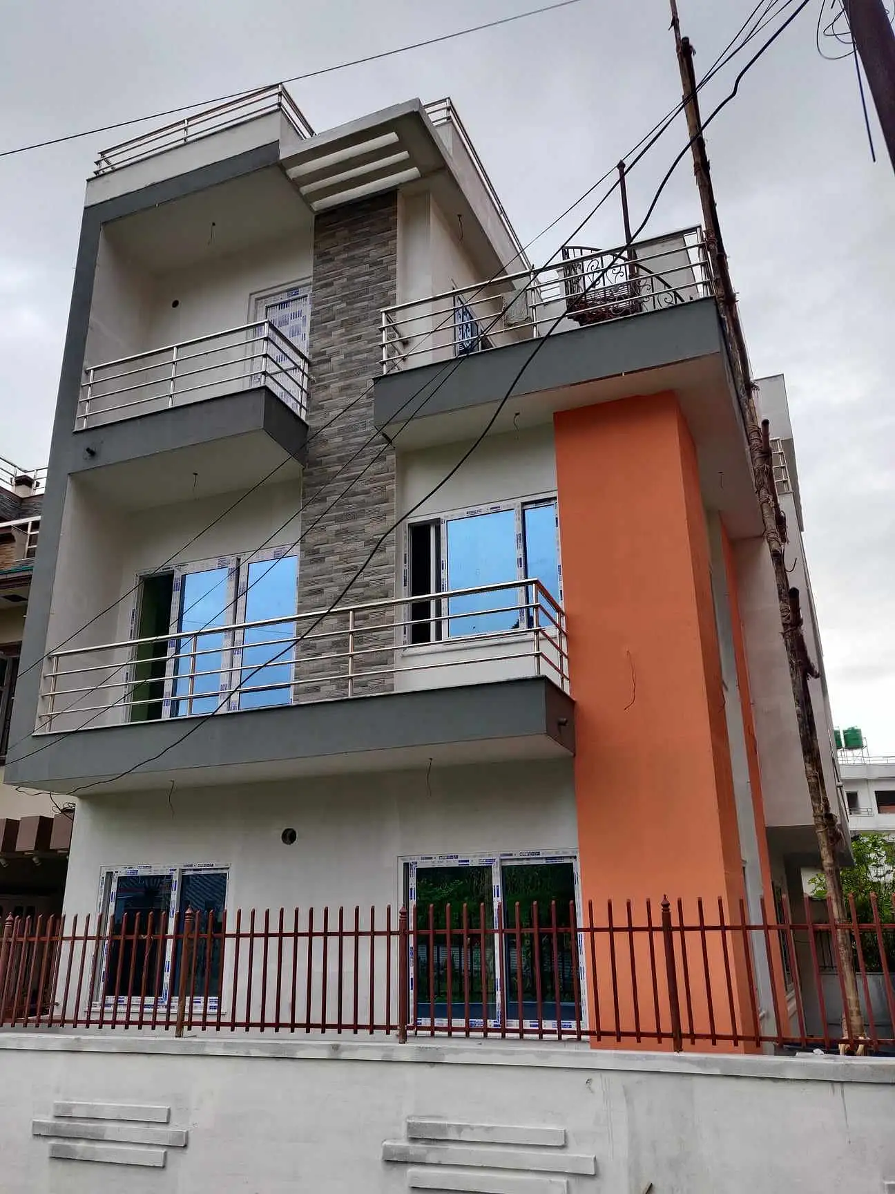 Brand New House Near to Grande Hospital  Image 3