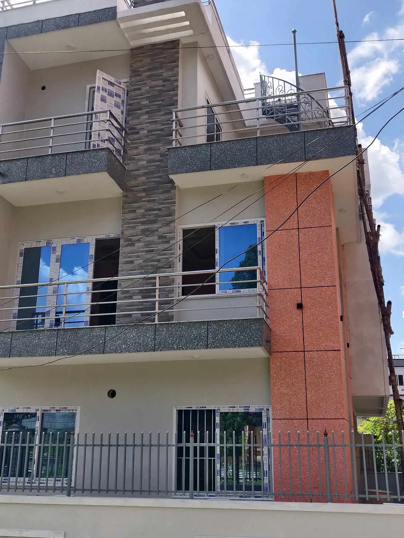 Brand New House Near to Grande Hospital  Image 1
