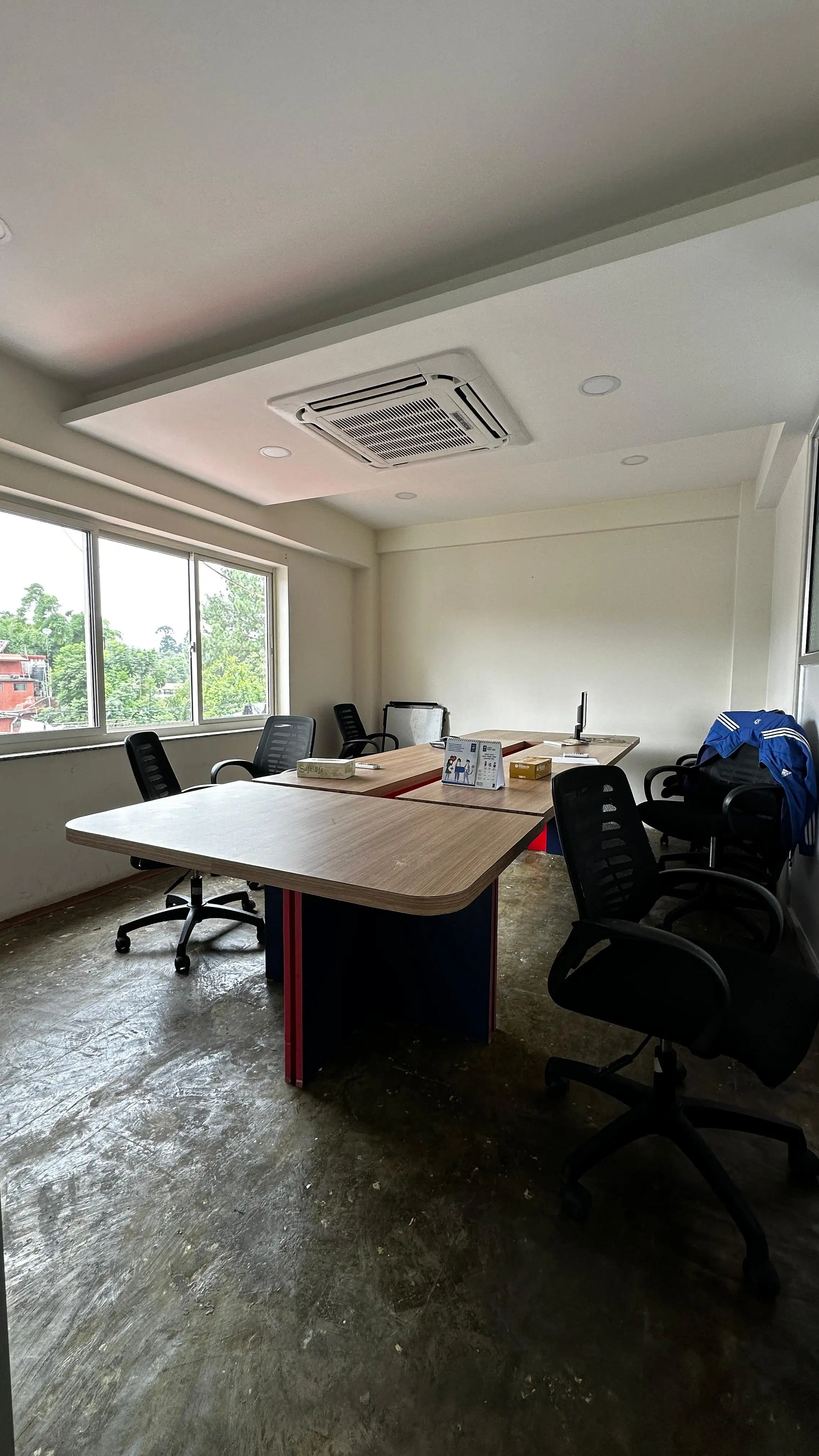 Commercial Space on Rent at Uttardhoka Thumbnail