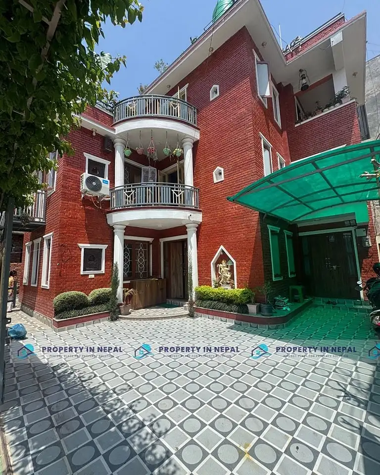 Residential House On Sale Image 6