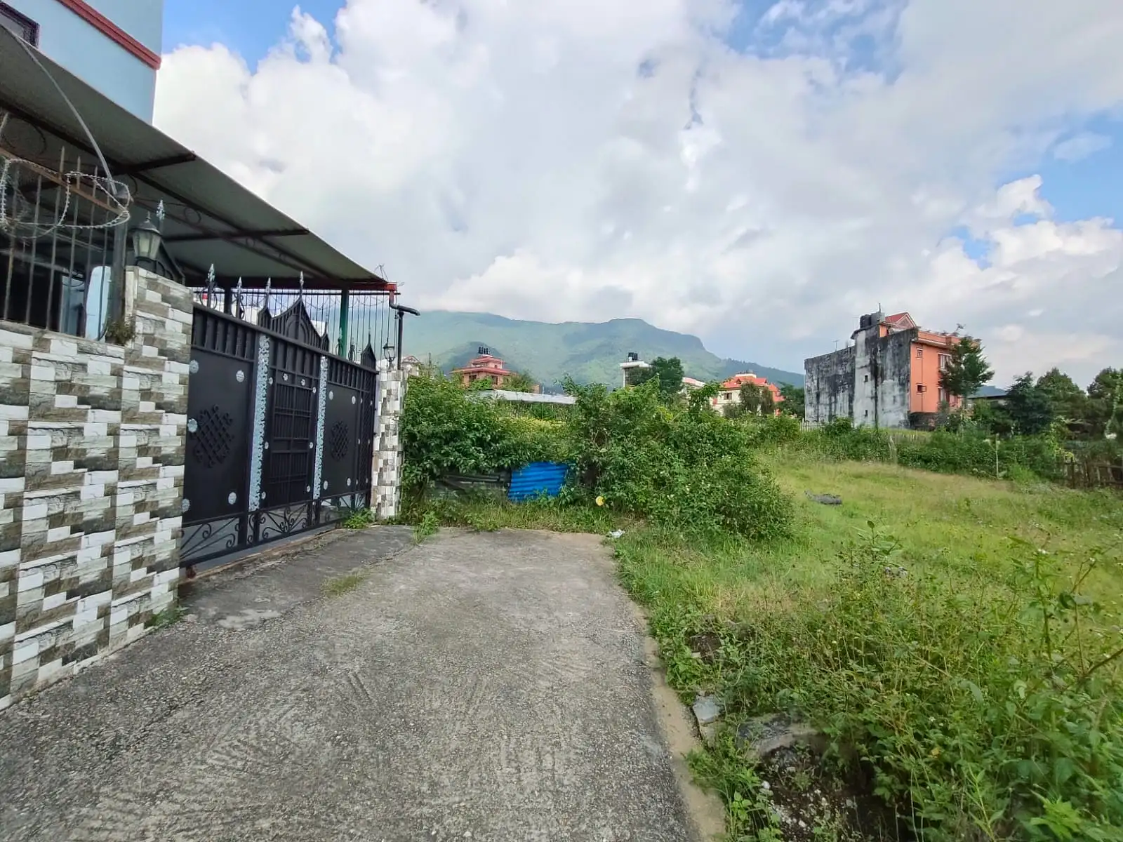 Residential Land On Sale Image 1