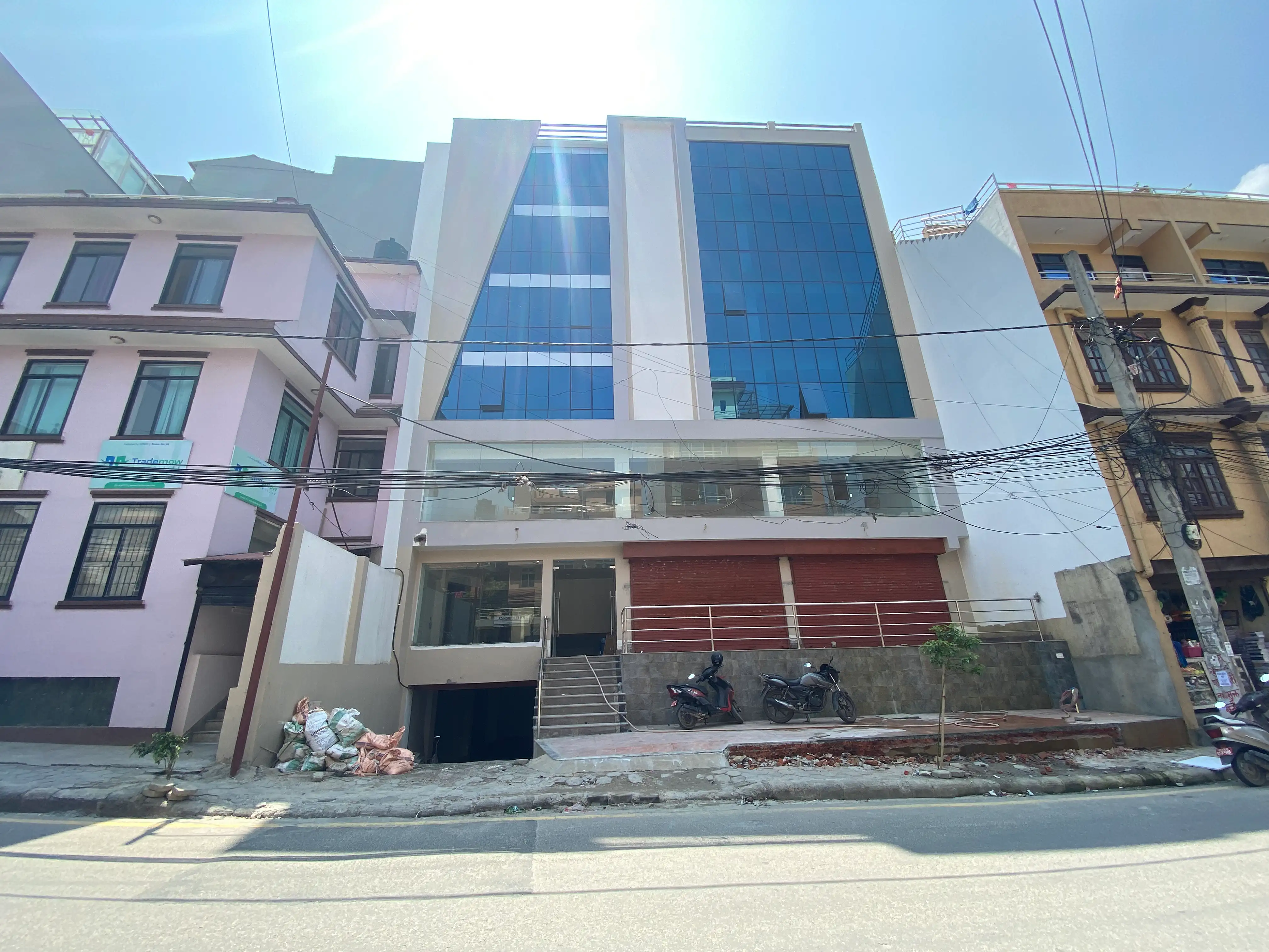  Commercial House for Rent in Dhumbarahi Thumbnail