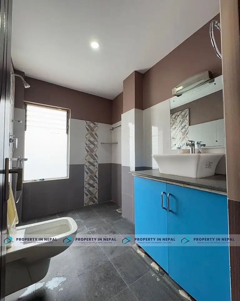 Residential House On Sale Image 9