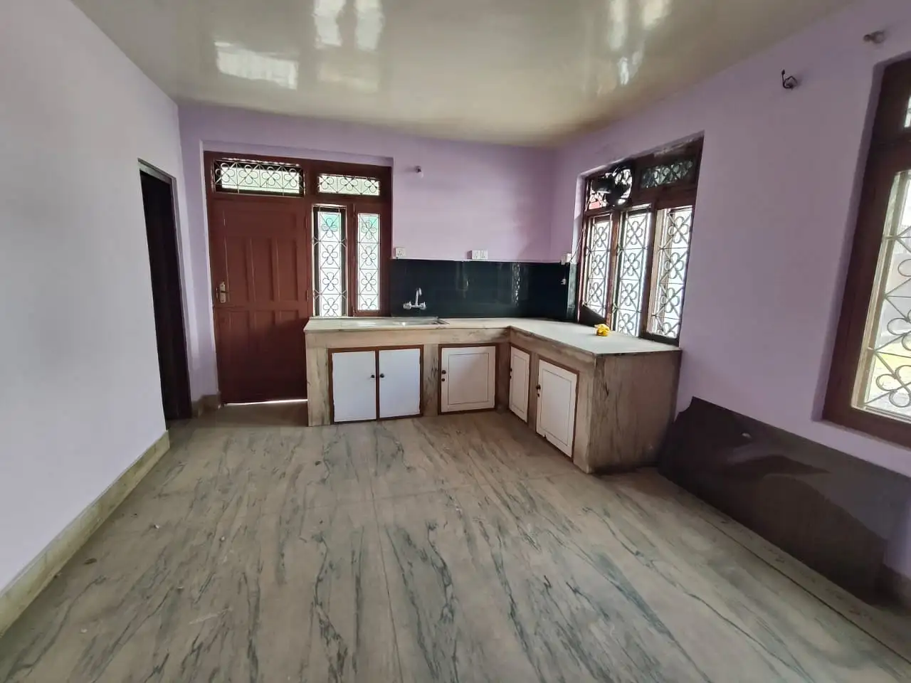 Residential House On Rent Image 4