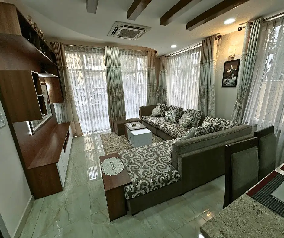 Residential House On Rent Image 4