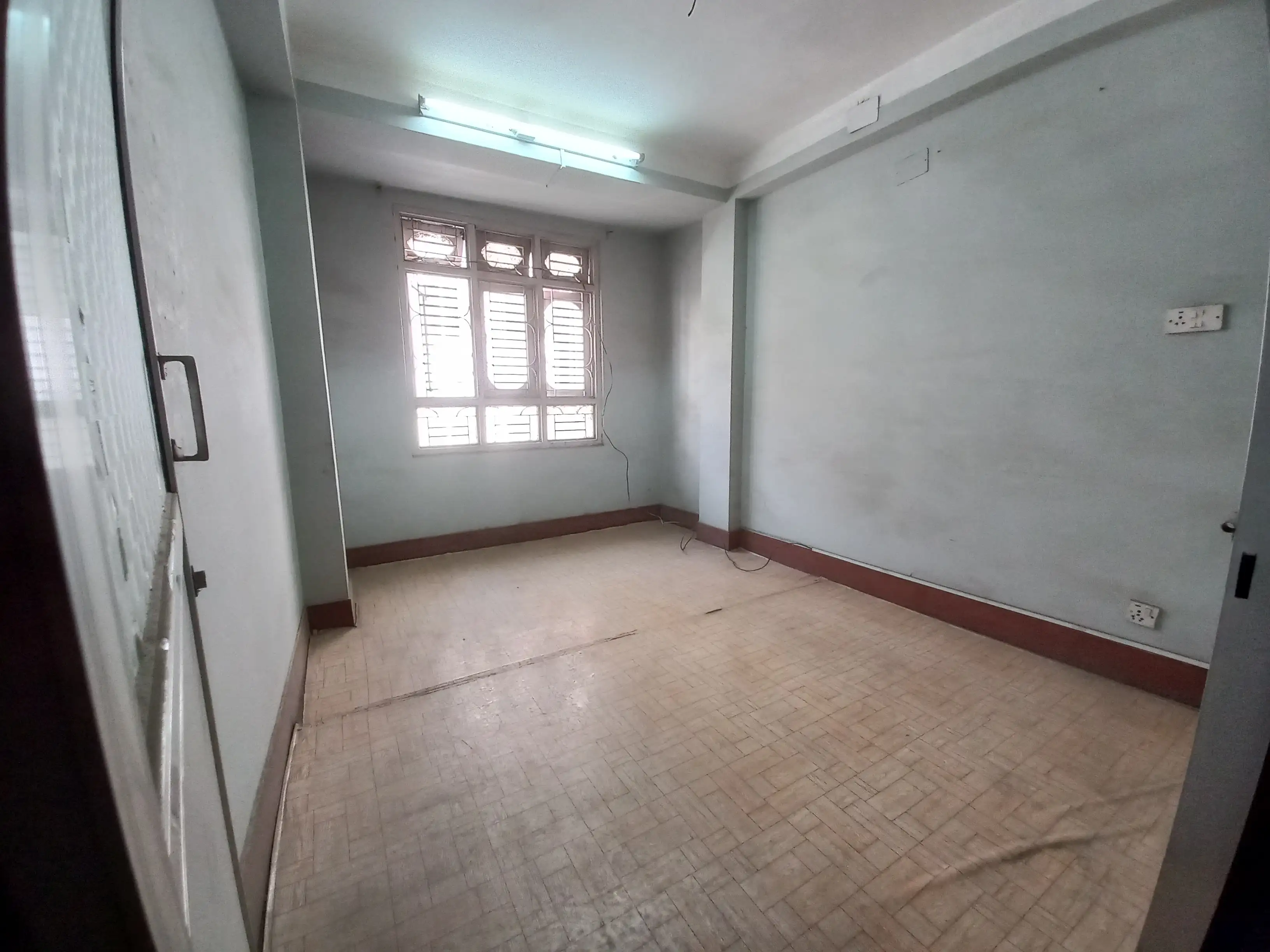 Office space rent in thamel at low price Thumbnail