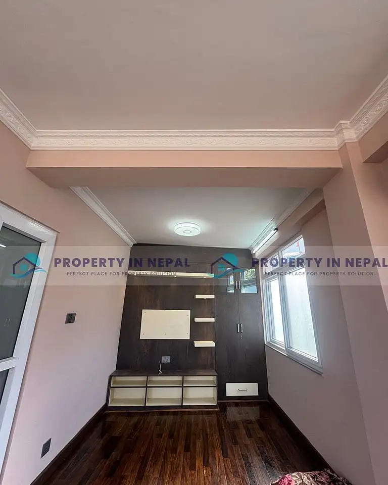 Residential House On Sale Image 8