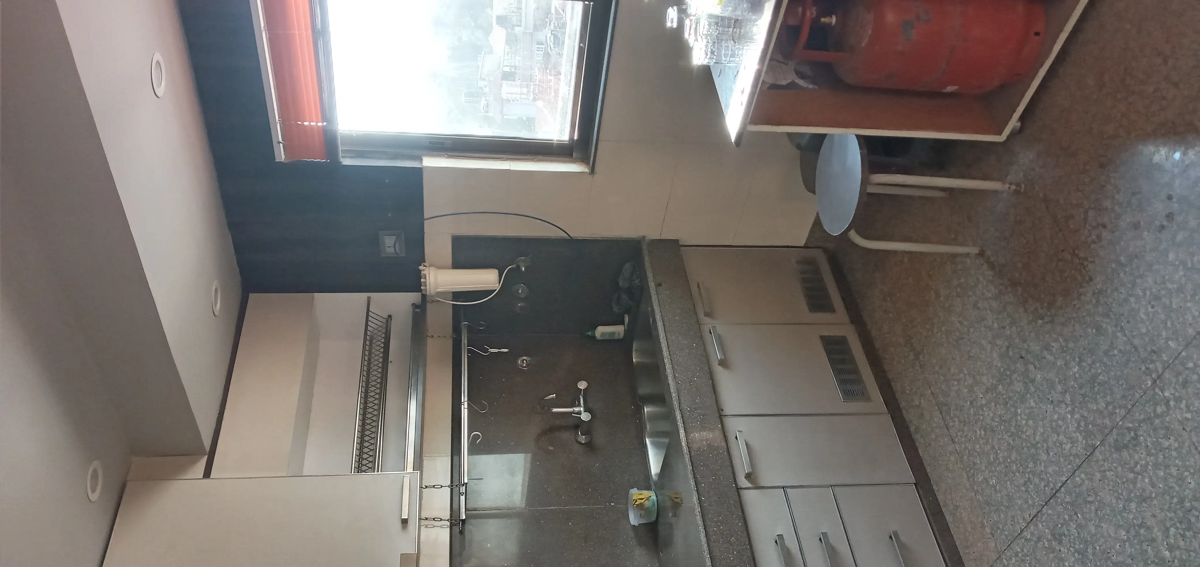 Furnished 2BHK, ~2000 sq. feet, 1 Kitchen, 1 living room, Dining area, 2 bedrooms with walk in closets and attached washrooms, 1 common washroom, 2 balcony areas, Parking area available. Image 7
