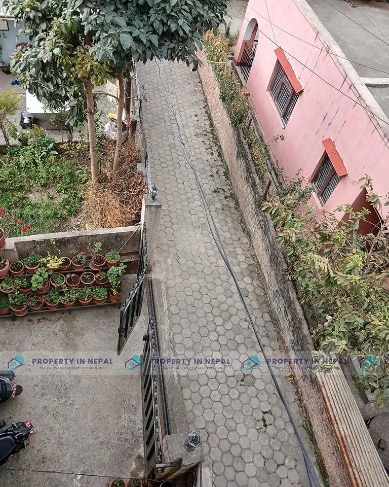 Residential House On Sale Image 4