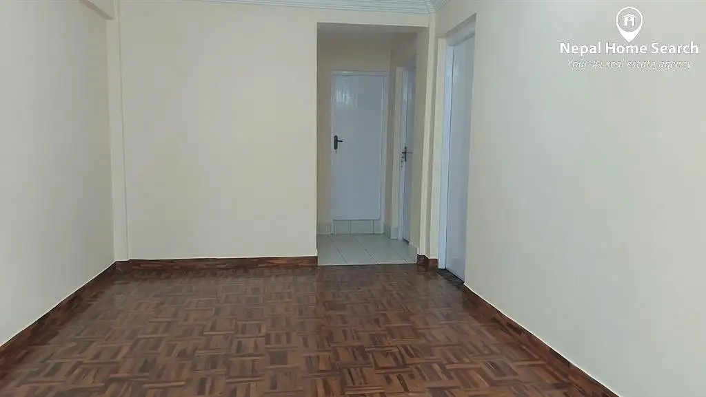 Apartment on Sale Image 2