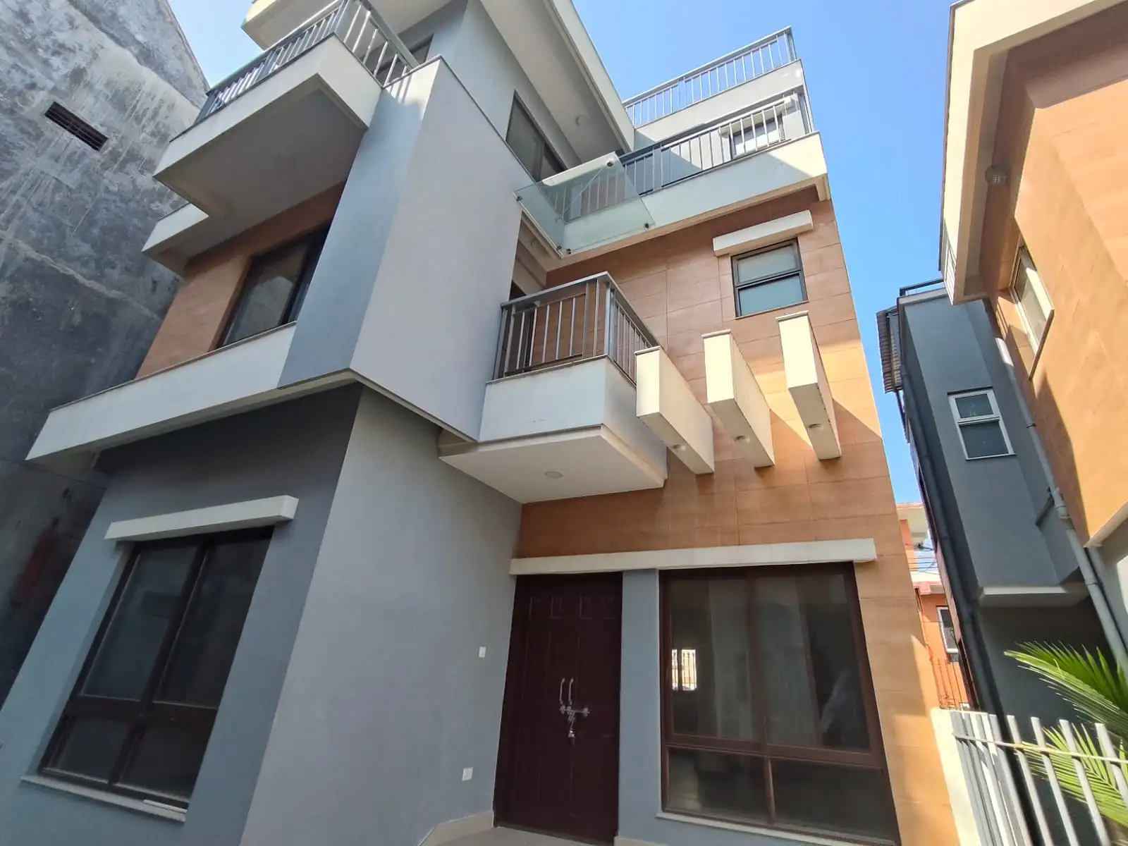 Residential House On Rent Thumbnail