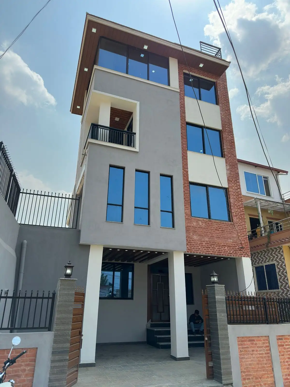 Residential House On Sale Thumbnail
