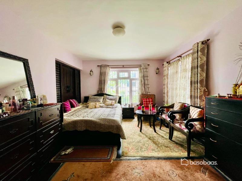 Bungalow on sale at Bansabari : House for Sale in Maharajgunj, Kathmandu Image 3