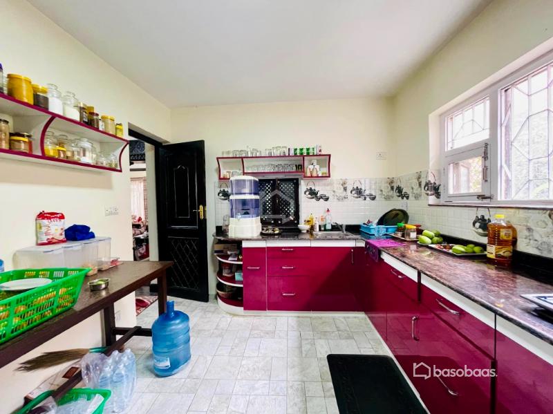 Bungalow on sale at Bansabari : House for Sale in Maharajgunj, Kathmandu Image 5