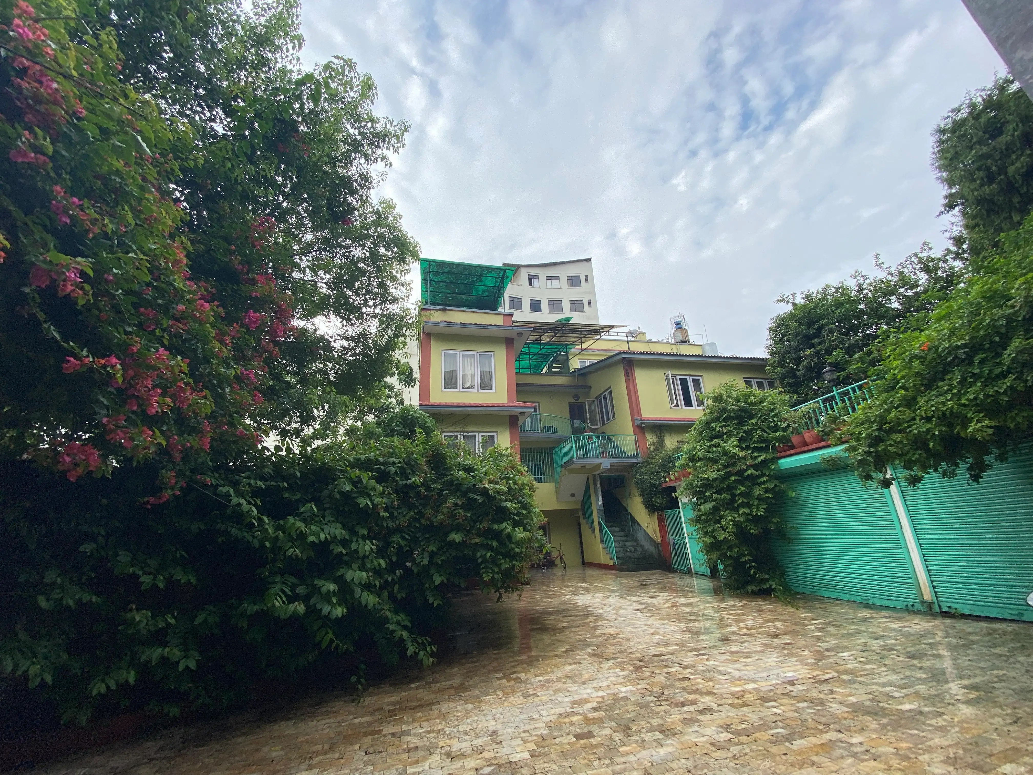 Residential House On Rent Image 5