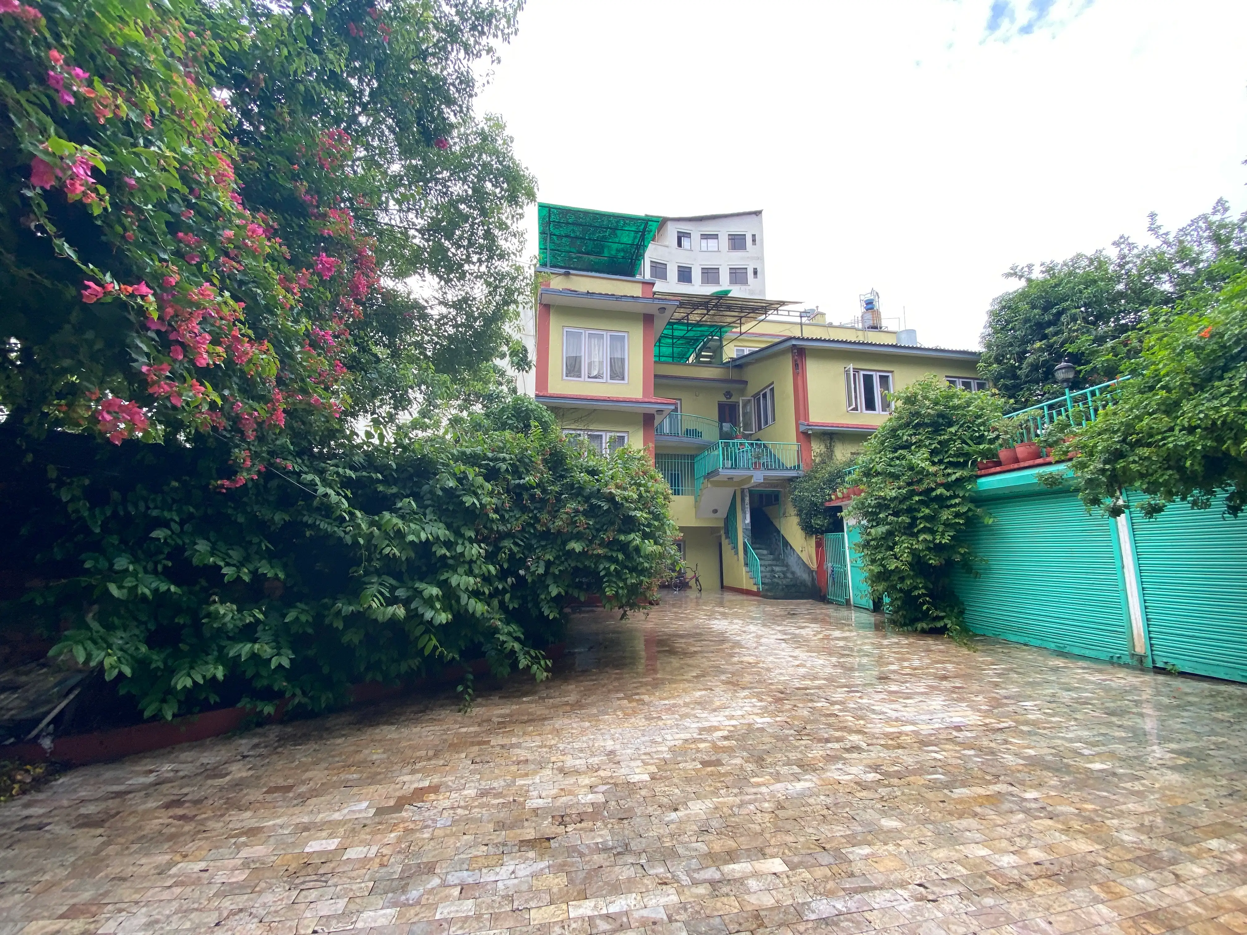 Residential House On Rent Image 4