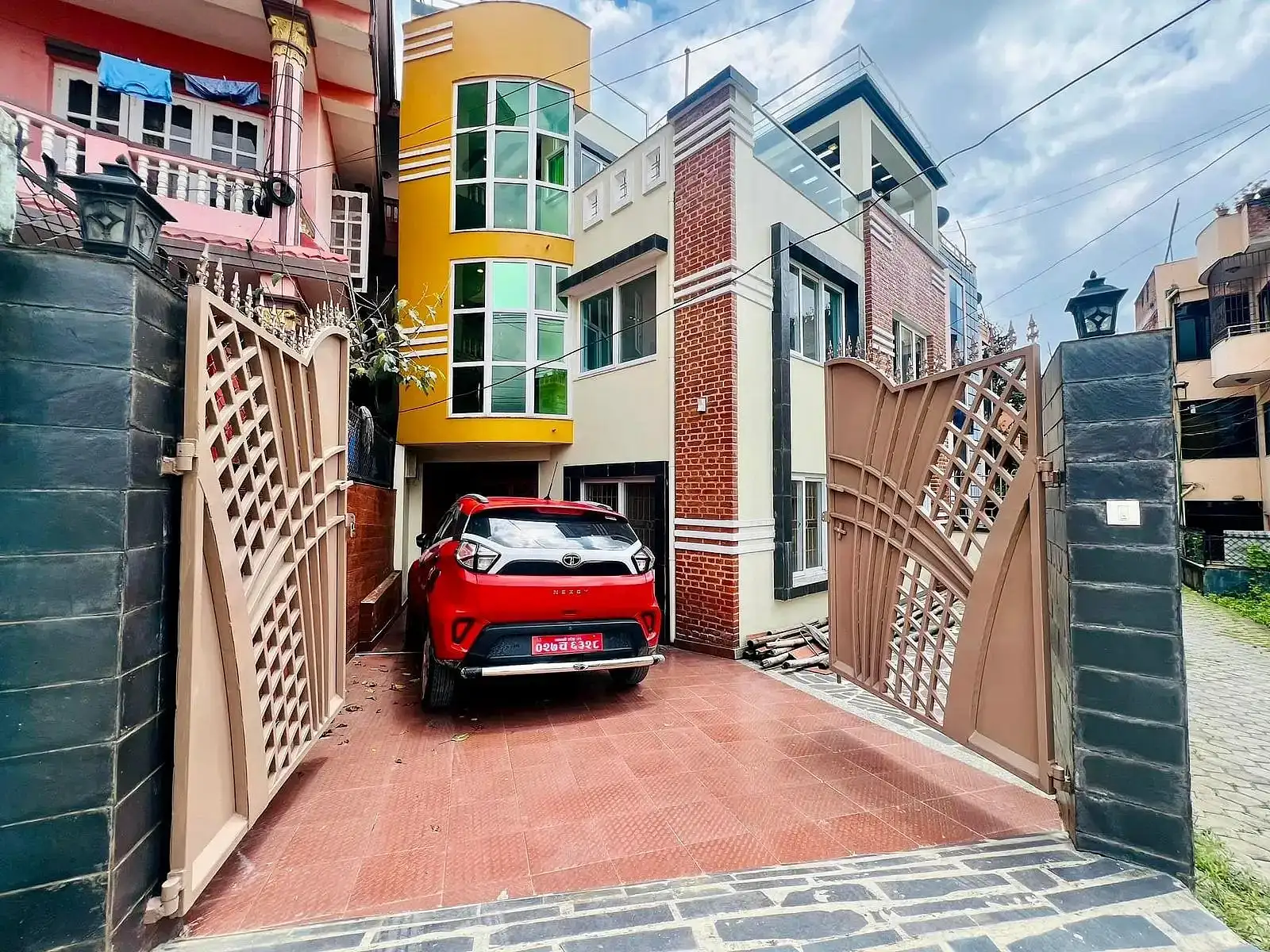 House for sale at Gabisa-Imadol Thumbnail