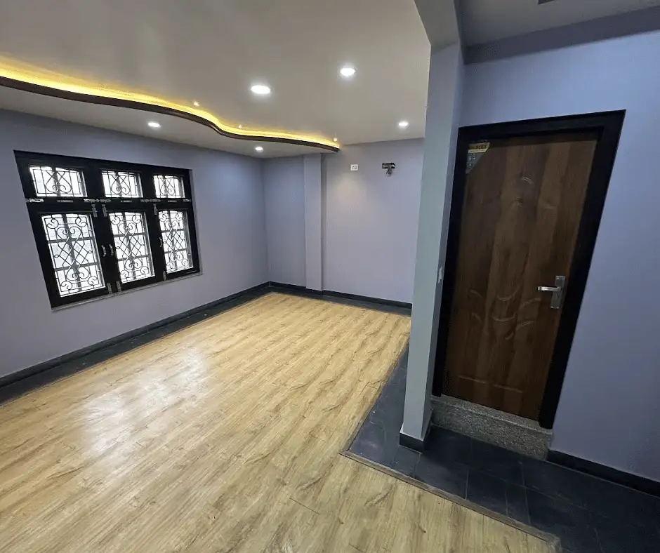 Residential House On Rent Image 6