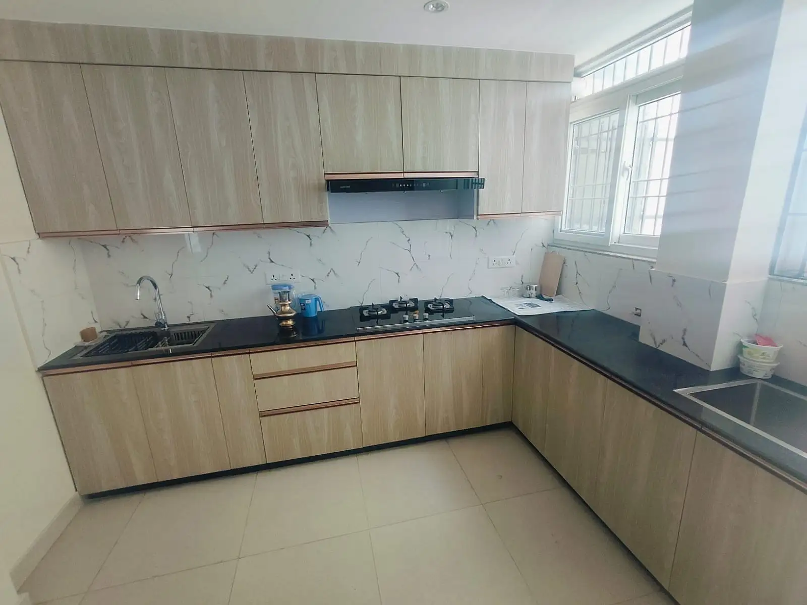 Residential House On Rent Image 10