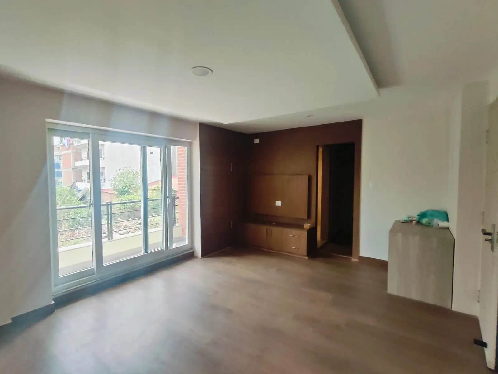 Residential House On Rent Image 2