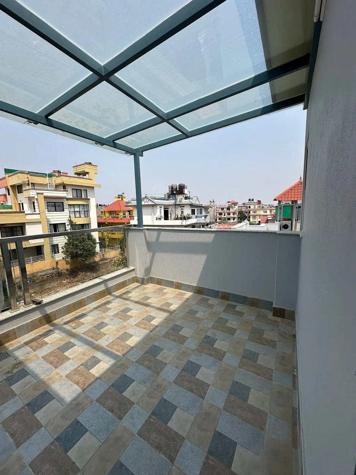 House On Sale at Nakhipot Image 2