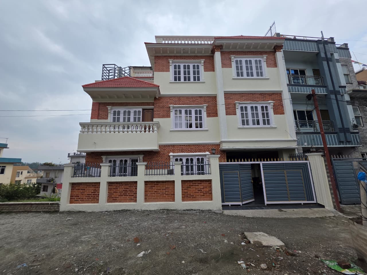 House near Grande Tokha Thumbnail
