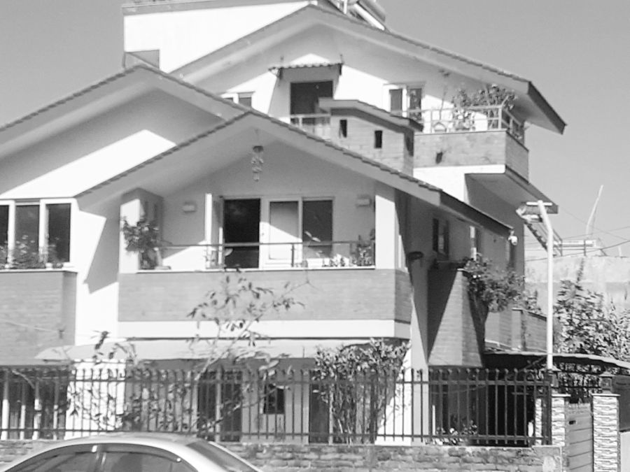 Old bunglow sale satdobato kumaltar  Image 3
