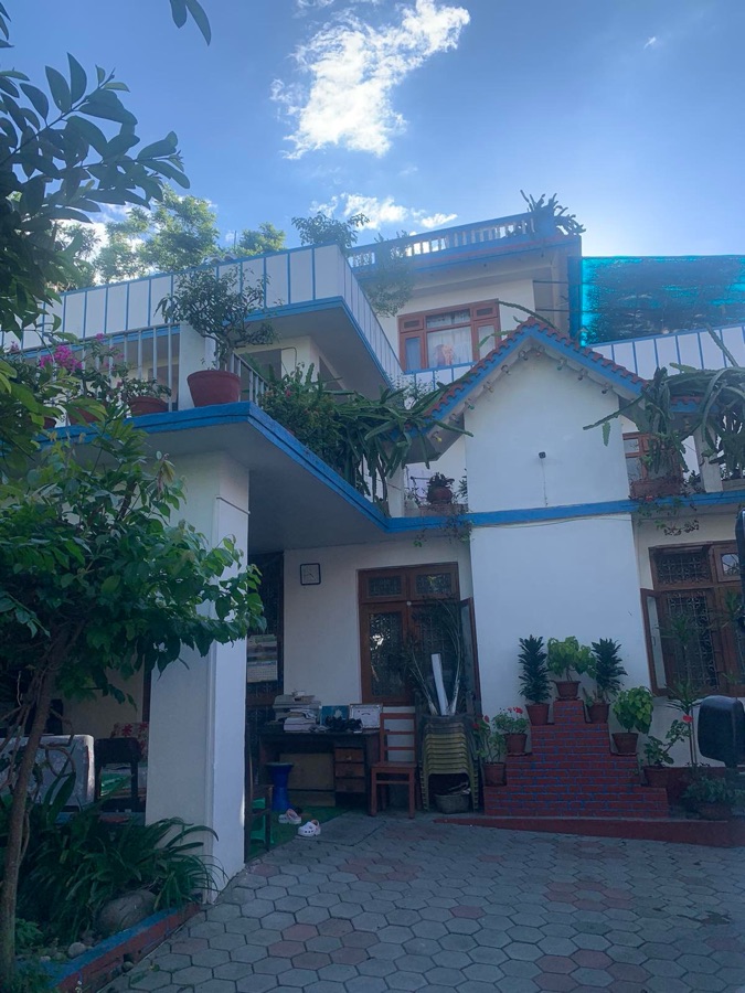 Afordable 3 story home for rent in Dholahiti Image 1