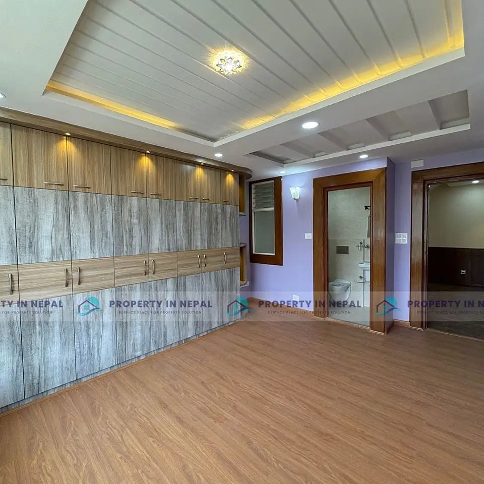 Residential House On Sale Image 3