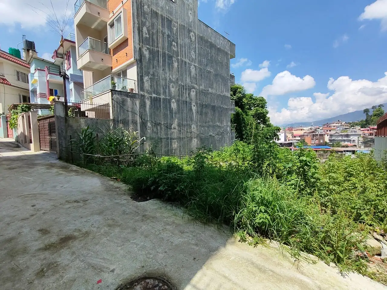 Residential Land On Sale Image 3