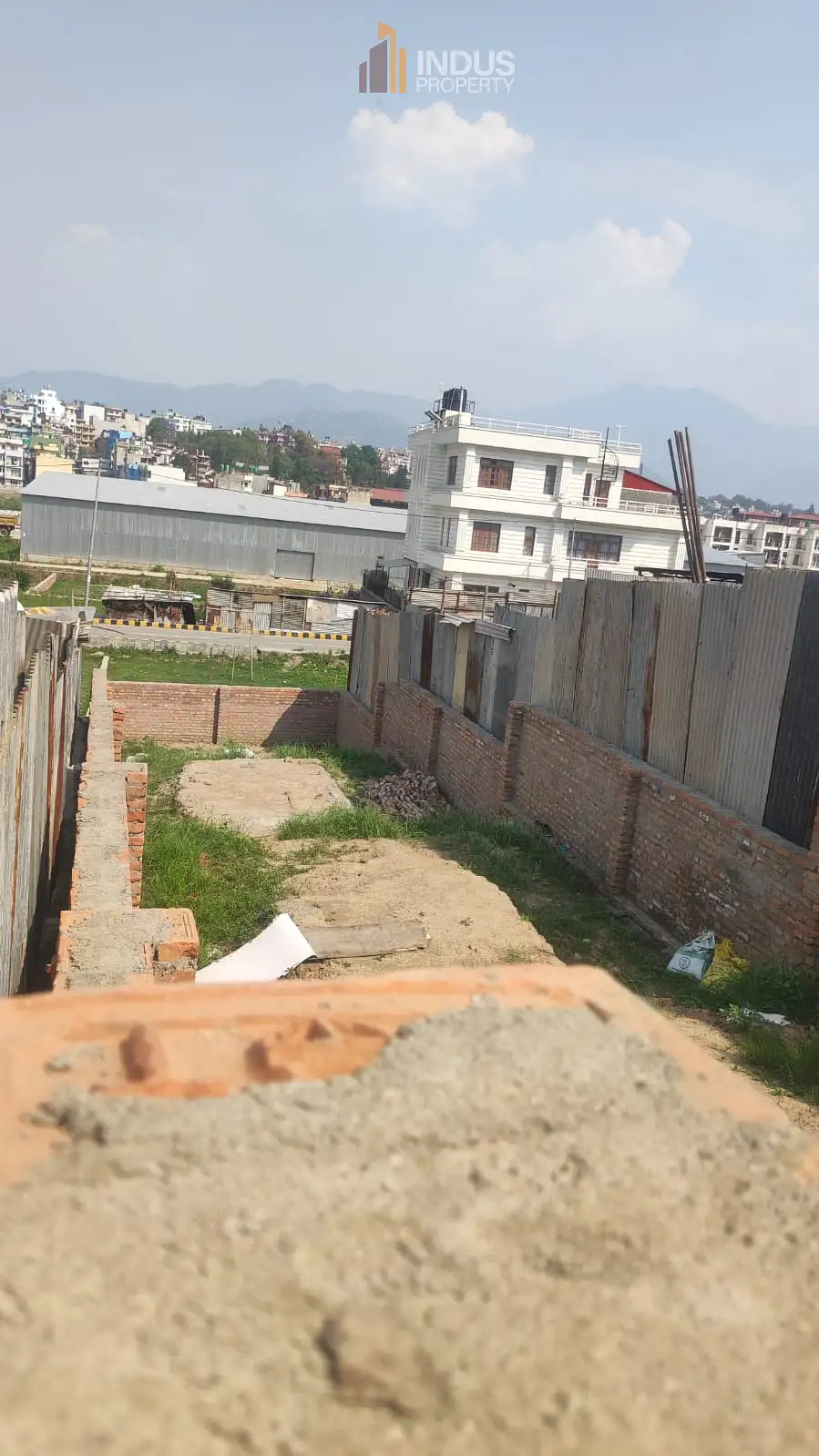 land on sale at hattiban Image 2