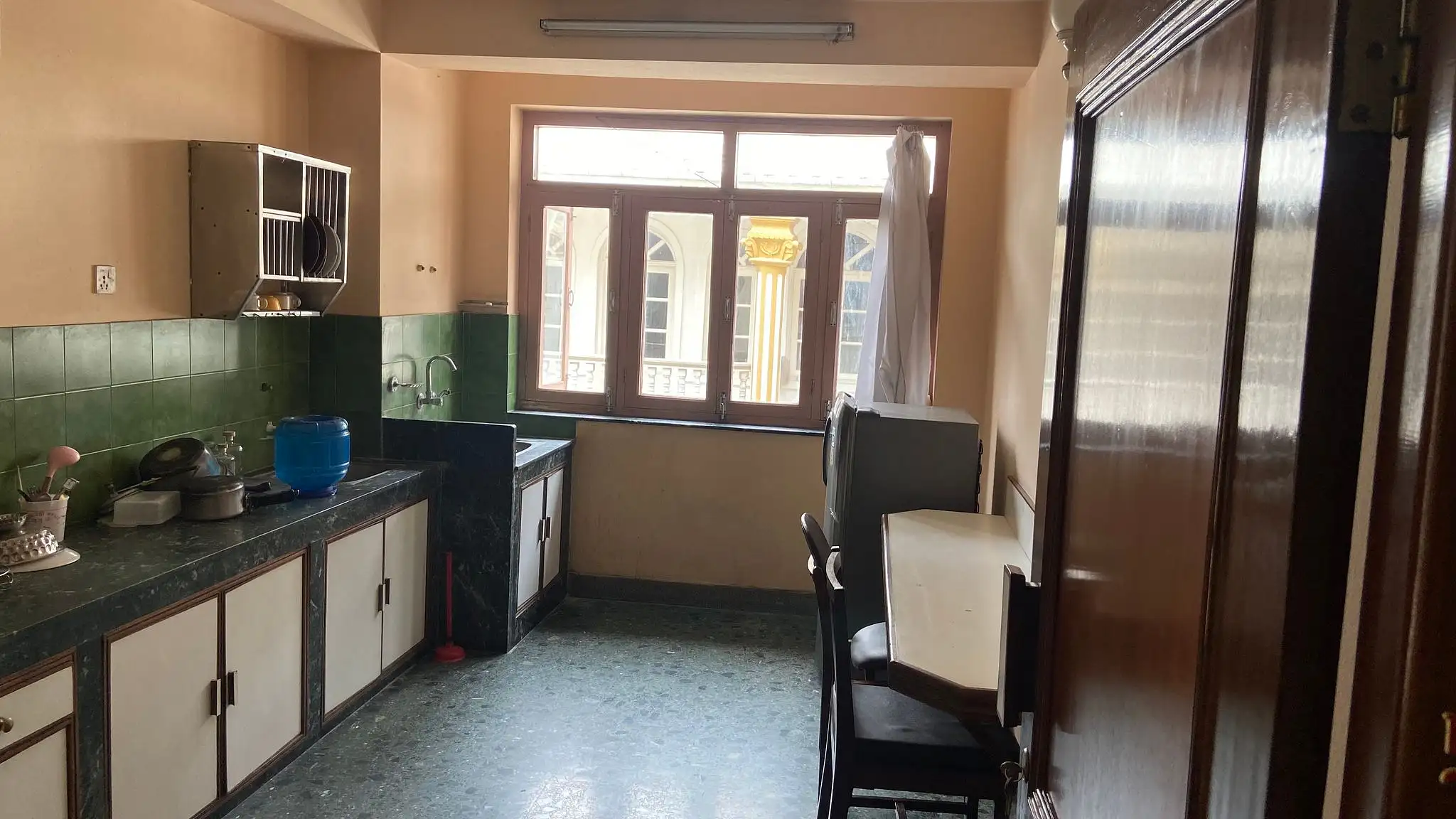 1 BEDROOM LIVINGROOM KITCHEN AND BATHROOM Image 2