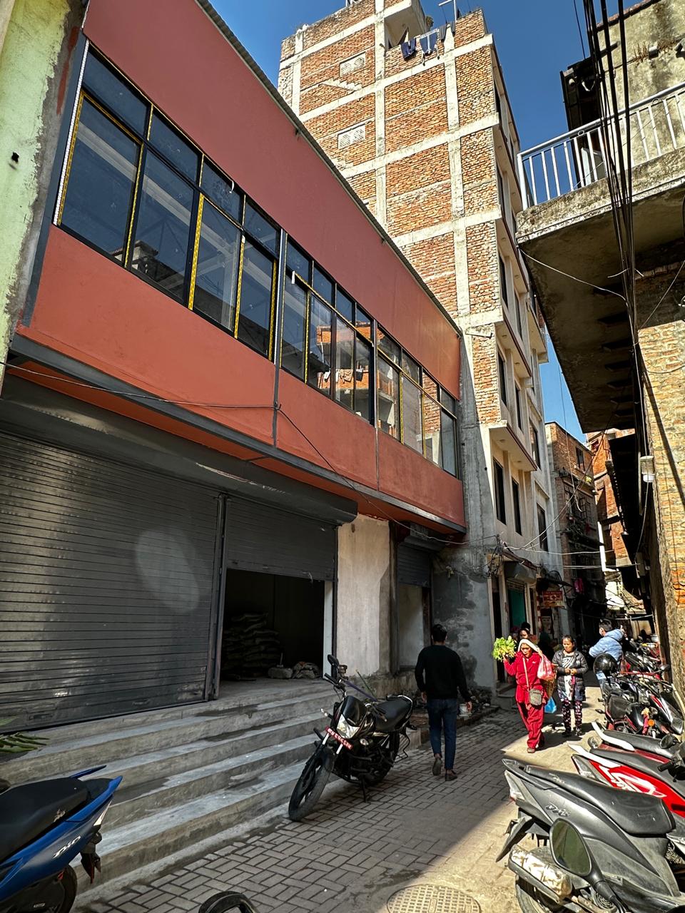 Property on Rent for Restaurant / Commercial Use Thumbnail
