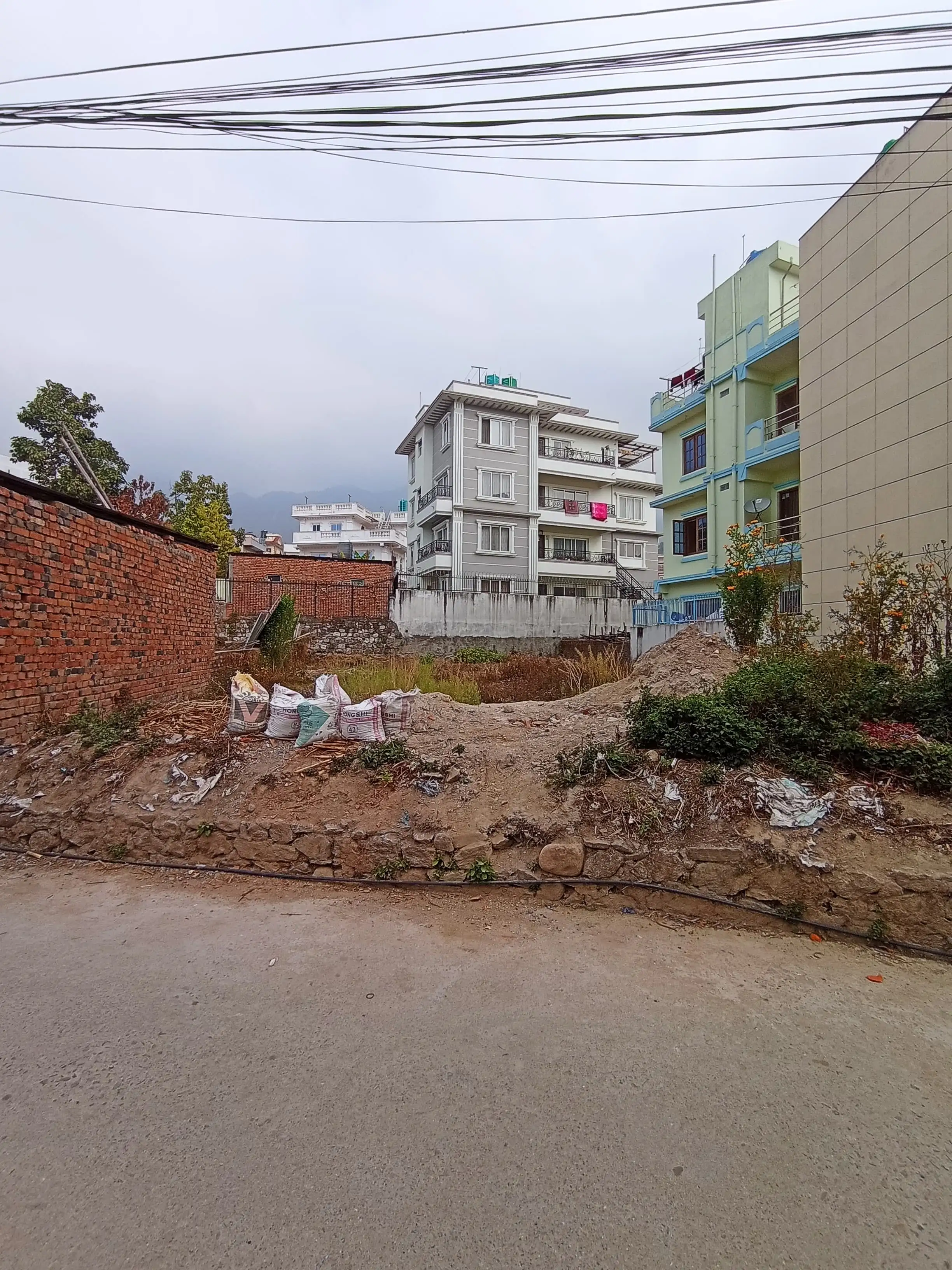 land on sale at budhanilkantha Image 2