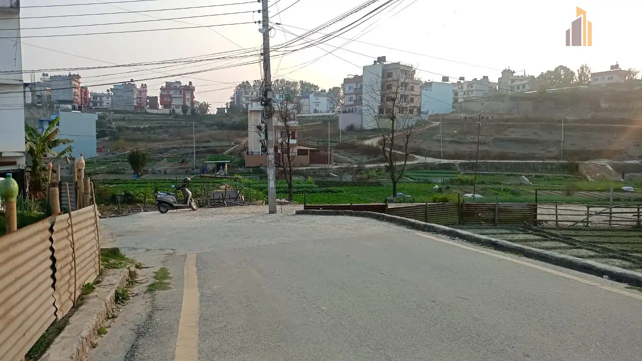 Land on Sale Image 3
