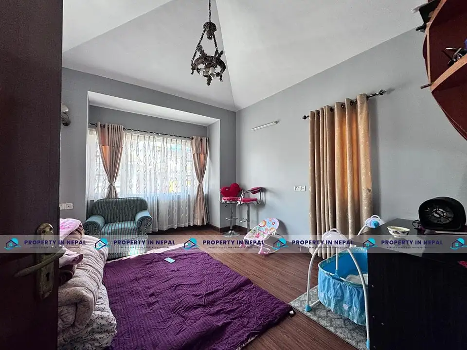 Residential House On Sale Image 5