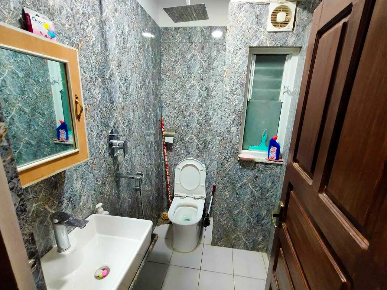 Service apartment on rent Image 3