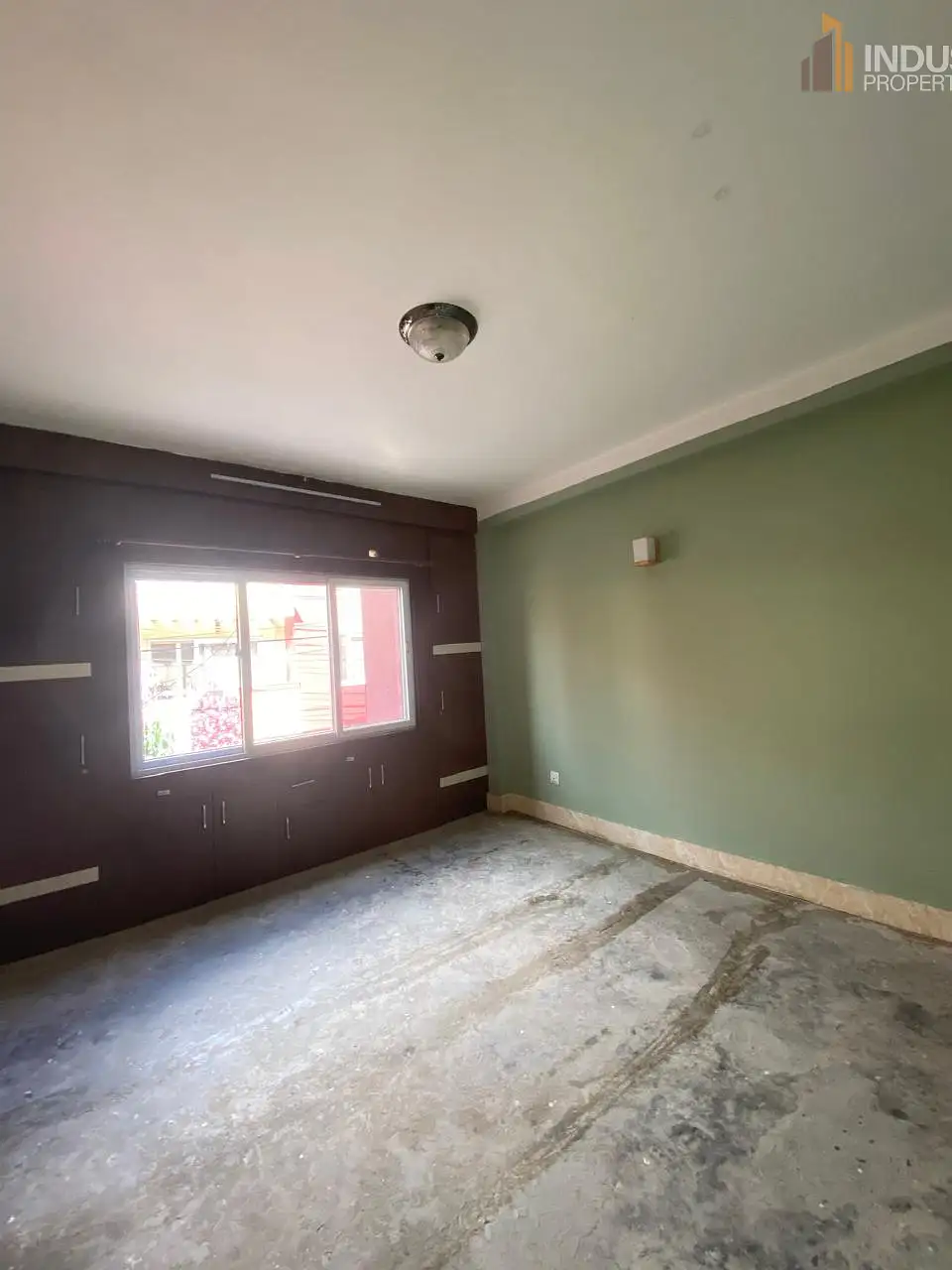 Residential House On Rent Image 3