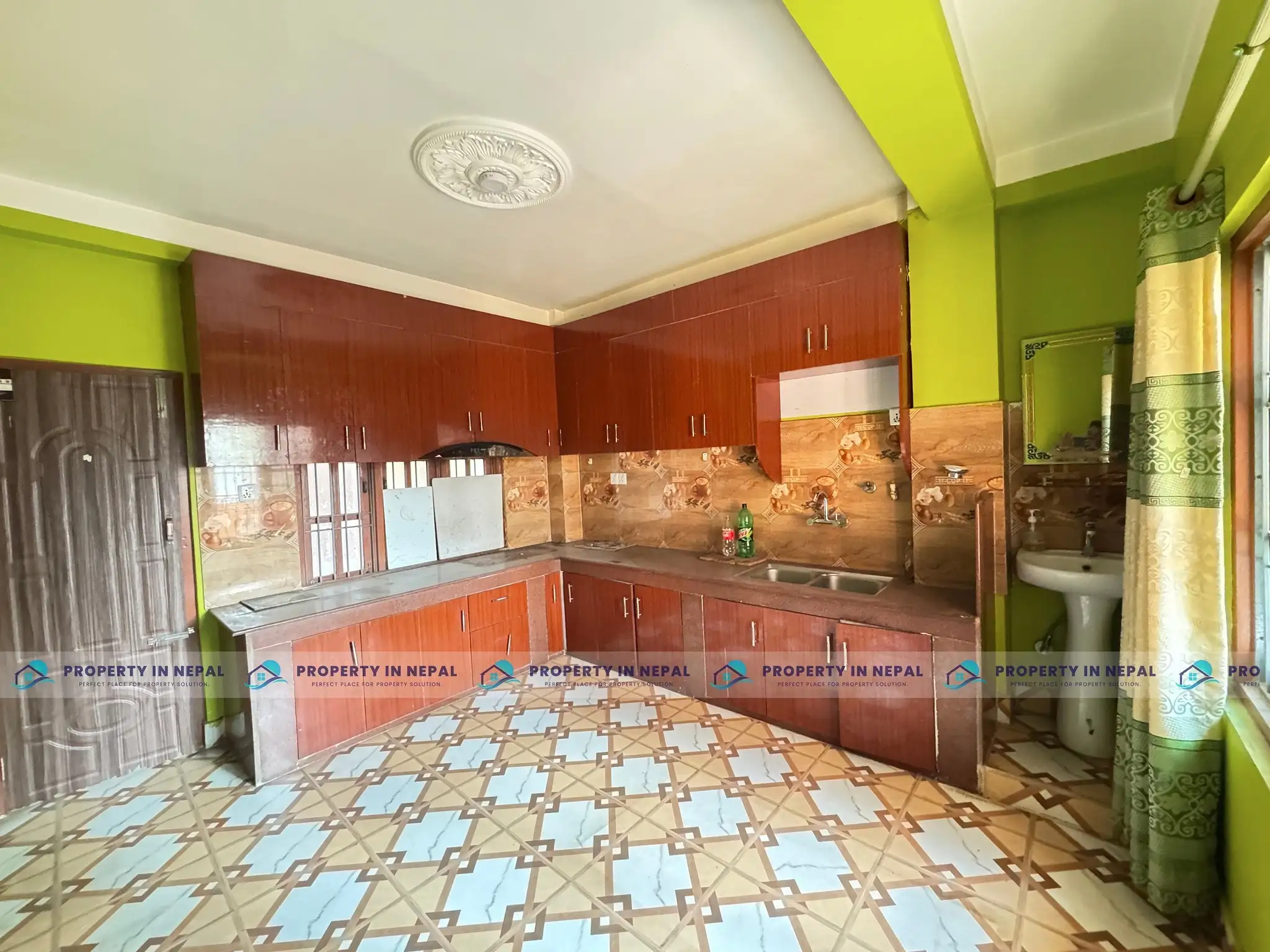 Residential House On Sale Image 2