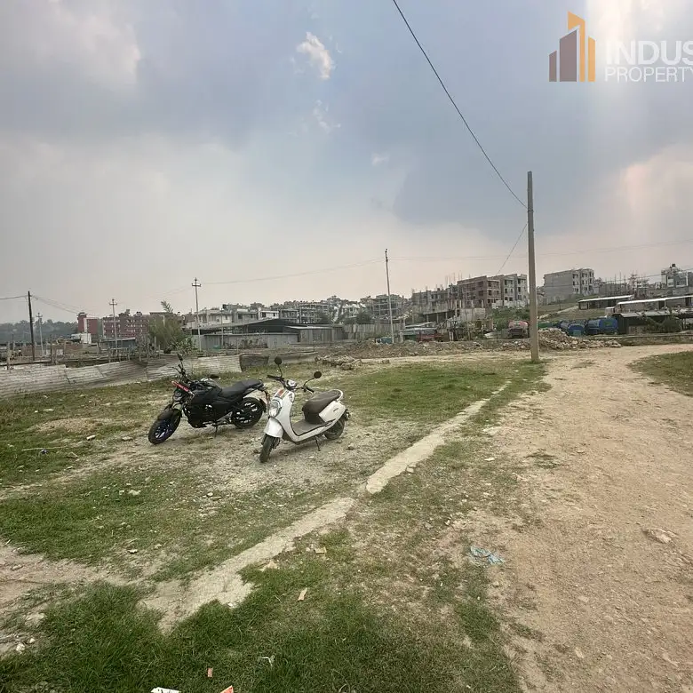 land on sale Image 2