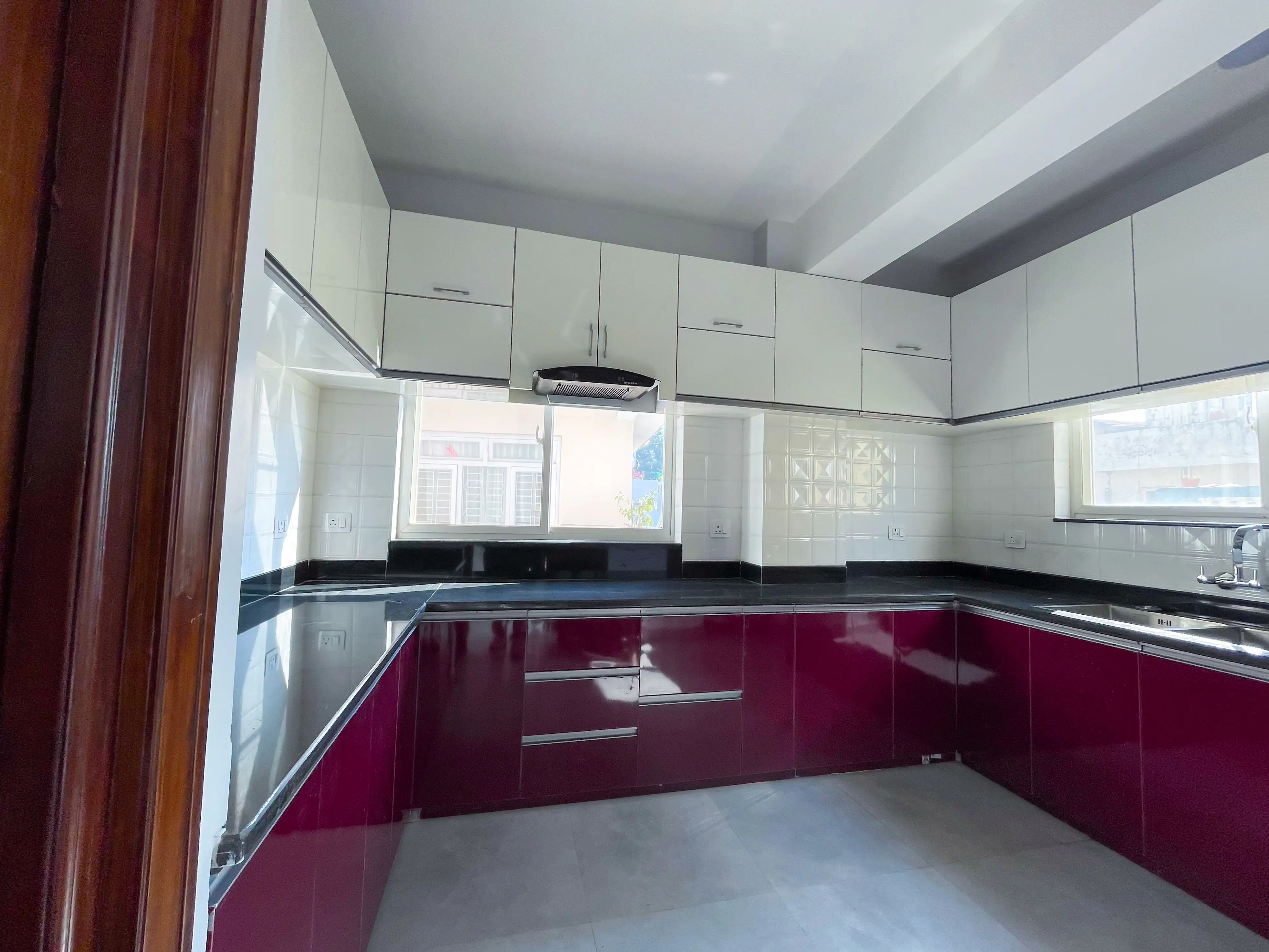 3BHK Flat on Rent  Image 1