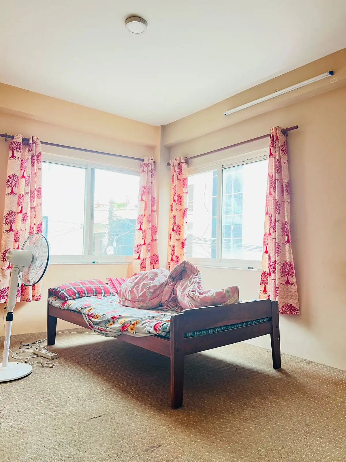 Spacious & Affordable 3BHK Apartment for Rent in imadol , tempo park Image 2
