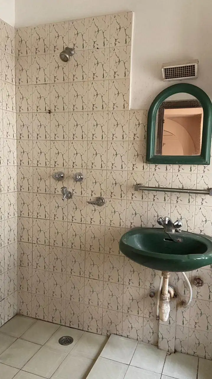 1BEDROOM WITH ATTACHED BATHROOM Image 3